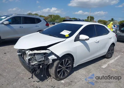 2018 Toyota Corolla Se из США, поврежденный, VIN 5YFBURHE8JP834235